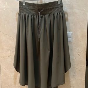 Lululemon green skirt